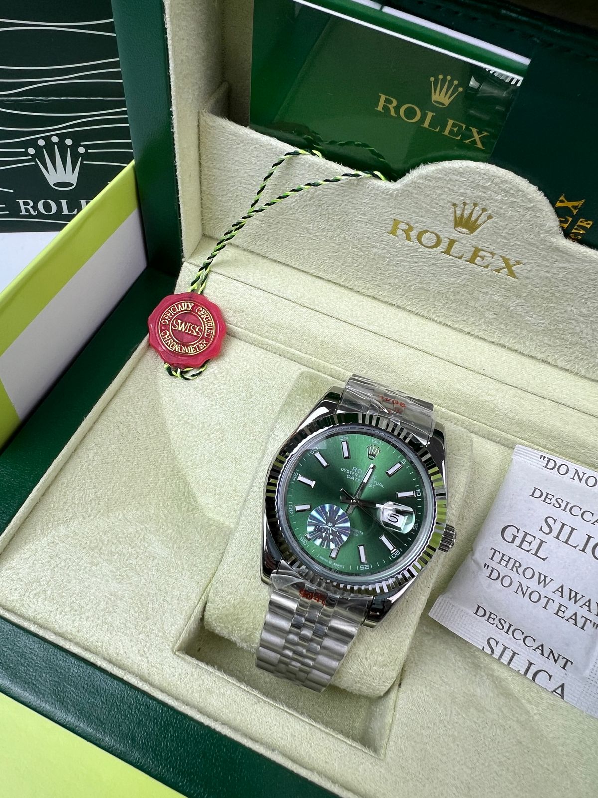 Rolex Datejust 41 verte olive livraison rapide Maroc