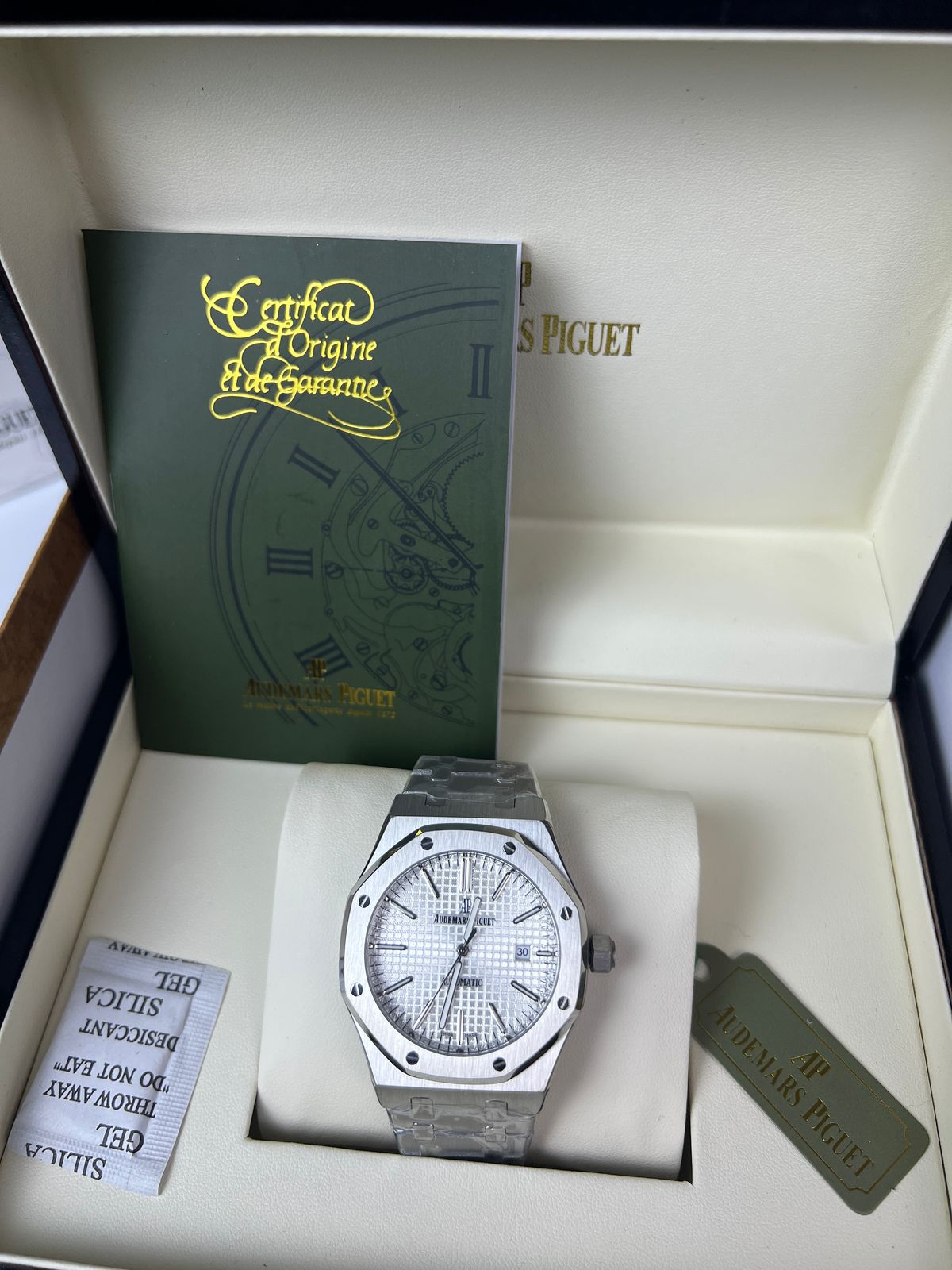 AP Royal Oak cadran blanc livraison rapide Maroc