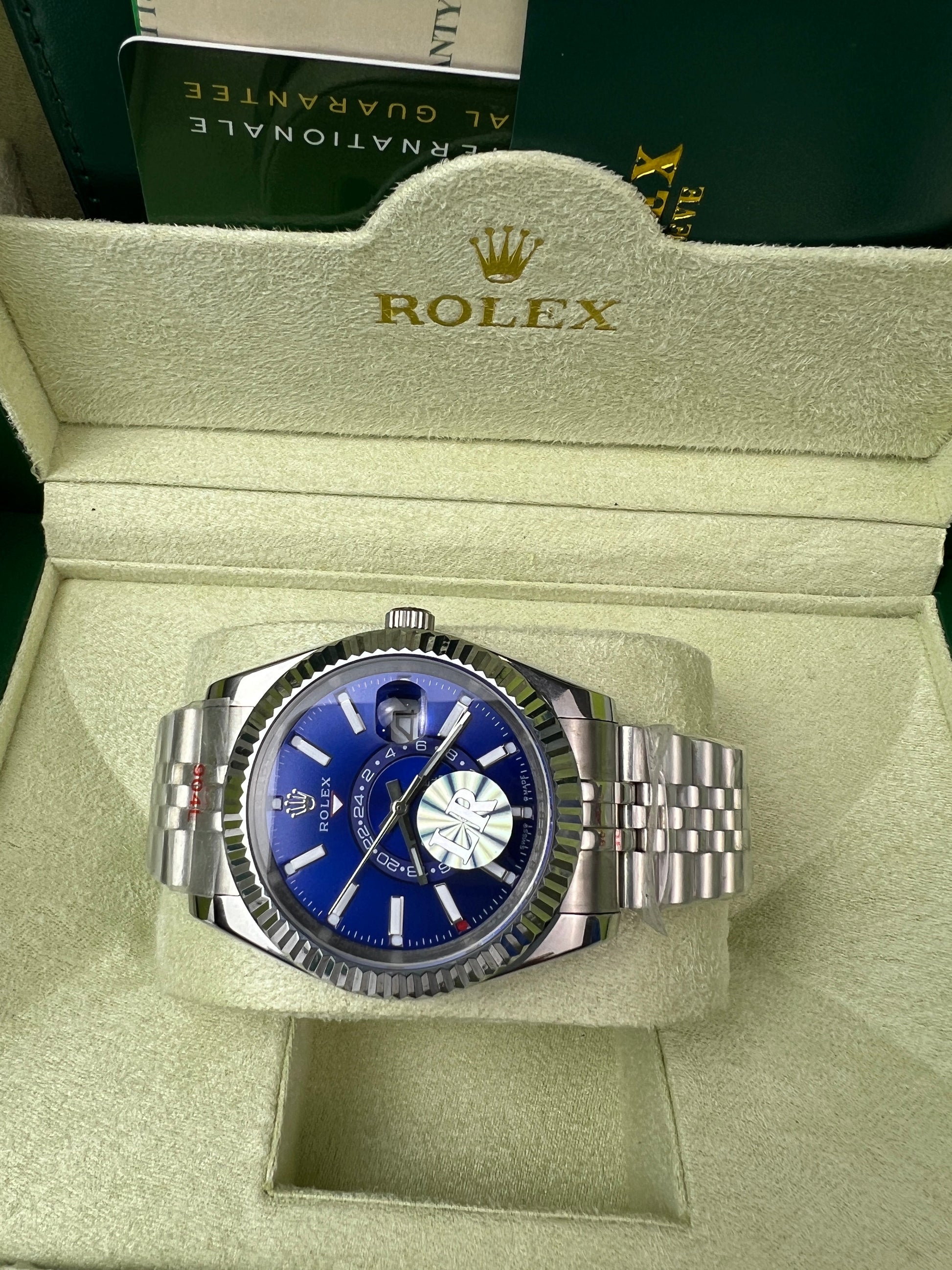 Rolex Sky-Dweller cadran bleu paiement à la livraison